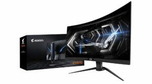 High-Refresh Monitors for Competitive Gaming in KSA