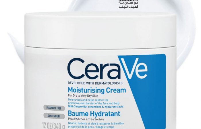 Why Your Serum Needs Time To Absorb Before Moisturizer