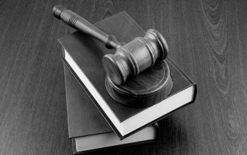 How Legal Advisors Help Businesses Stay Compliant During Changing Regulations